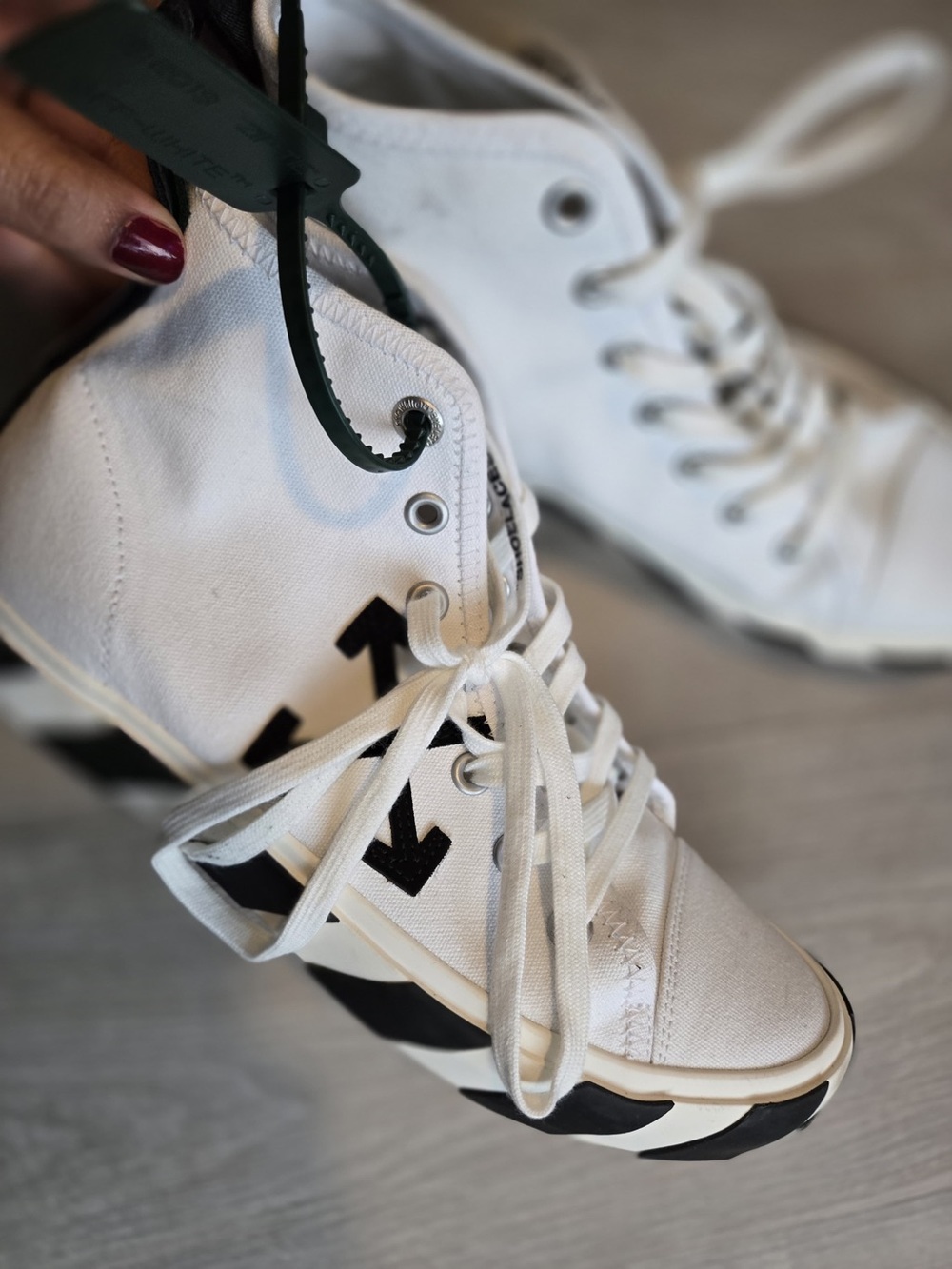 Off-White White High-Top Canvas Sneakers with Black Arrow Motif